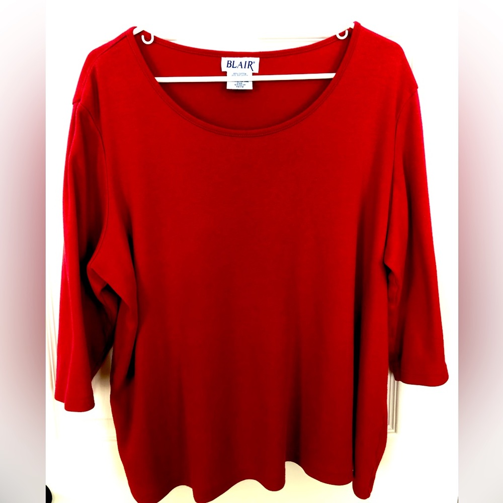 Vintage 90s Red Blair Shirt w/ 3/4 Sleeves